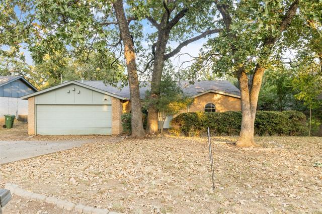 property at 2709 Jewell Dr