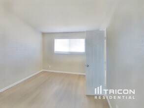 3722 W Diana Ave in Phoenix, AZ - Building Photo - Building Photo