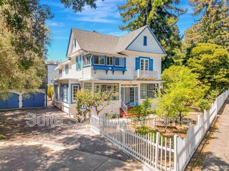 79 Claremont Ave in Redwood City, CA - Building Photo