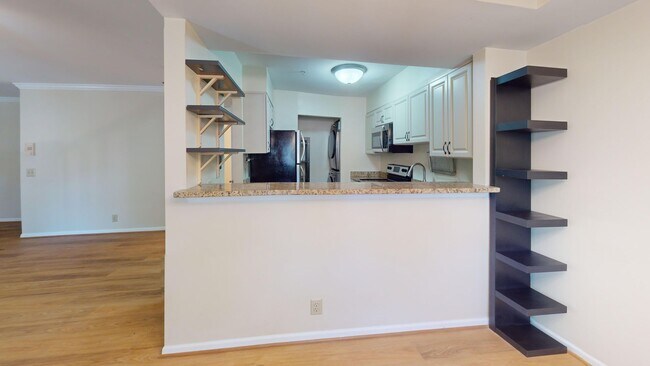10823 Hampton Mill Terrace in North Bethesda, MD - Building Photo - Building Photo