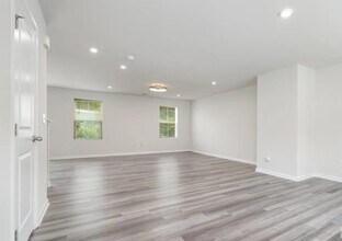 1925 Pin Hook Rd in Charlotte, NC - Building Photo - Building Photo