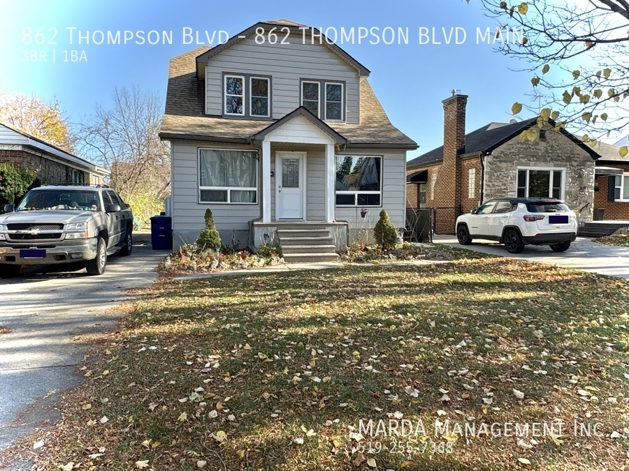 862 Thompson Blvd in Windsor, ON - Building Photo