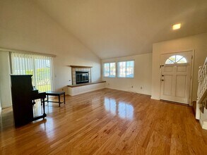 544 S 8th St in Grover Beach, CA - Building Photo - Building Photo