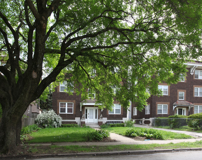 3913-3915 Scarritt Ave in Kansas City, MO - Building Photo - Building Photo