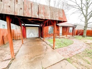 2212 Doris Ave in Del City, OK - Building Photo - Building Photo