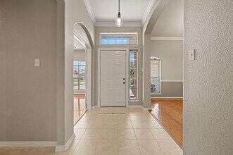 303 Village Trail in Trophy Club, TX - Foto de edificio - Building Photo