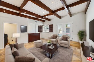 17601 Caprino Pl in Los Angeles, CA - Building Photo - Building Photo