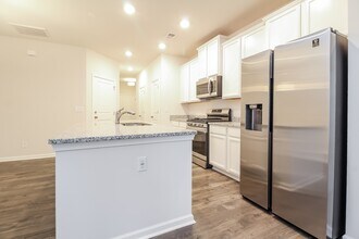1 Oak Rose Dr in Greenville, SC - Building Photo - Building Photo