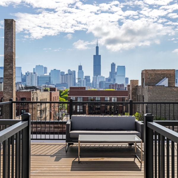 204 S Ashland Ave, Unit 2 in Chicago, IL - Foto de edificio - Building Photo