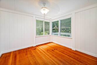 330 Lapa Pl in Kailua, HI - Building Photo - Building Photo