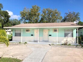 1247 22nd Ave S in St. Petersburg, FL - Building Photo