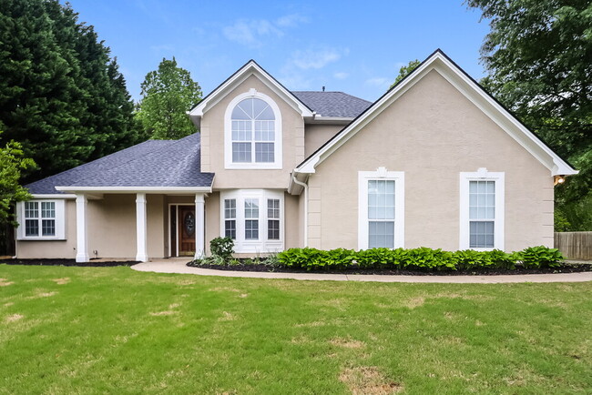 property at 130 Woodlake Dr