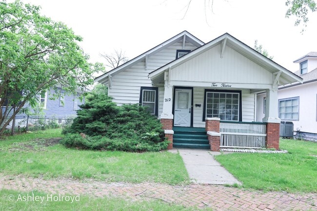 212 W 8th St in Grand Island, NE - Building Photo - Building Photo