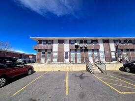 5669 W 26th Ave in Denver, CO - Building Photo