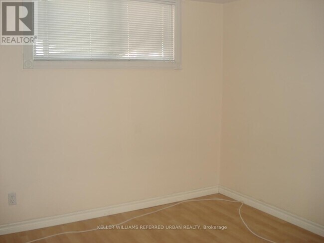 property at 114 Kennard Ave