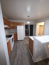 124 Holshouser Rd, Unit Right side duplex 124 in Rockwell, NC - Foto de edificio - Building Photo