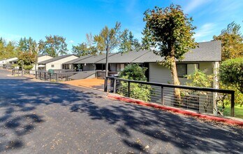 DT093 AWS in Auburn, WA - Building Photo - Building Photo