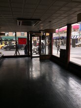 801 Lexington Ave in New York, NY - Building Photo - Building Photo
