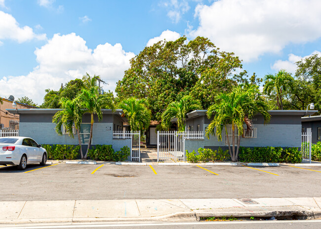 5440 N Miami Ave in Miami, FL - Foto de edificio - Building Photo