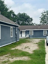 9839 Racine St in Houston, TX - Building Photo - Building Photo