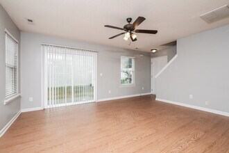 8108 Inverbrass Ct in Raleigh, NC - Building Photo - Building Photo