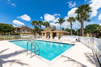 160 Village Blvd in Tequesta, FL - Building Photo - Building Photo