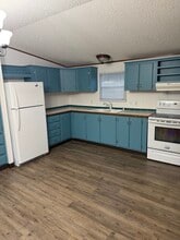 2058 Krist Ln in Pineville, LA - Foto de edificio - Building Photo