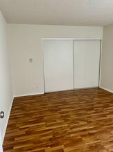 21707 Roscoe Blvd in Los Angeles, CA - Building Photo - Building Photo