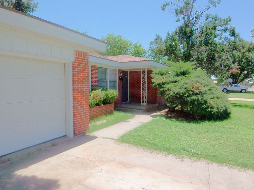 3609 S Lamar St in Amarillo, TX - Foto de edificio