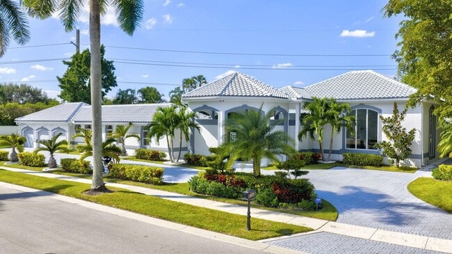 2673 NW 64th Blvd in Boca Raton, FL - Foto de edificio - Building Photo
