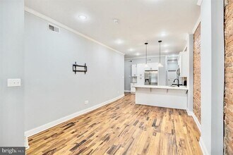 3220 W Diamond St in Philadelphia, PA - Building Photo - Interior Photo