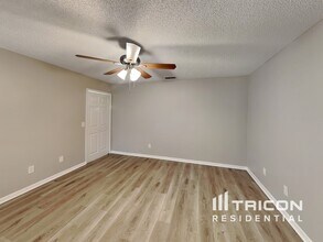 461 Taylorville St in Deltona, FL - Building Photo - Building Photo