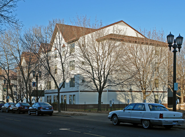 S.E. Hall - Whitney Young Plaza in St. Paul, MN - Building Photo - Building Photo