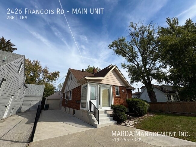 2426 Francois Rd in Windsor, ON - Building Photo - Building Photo