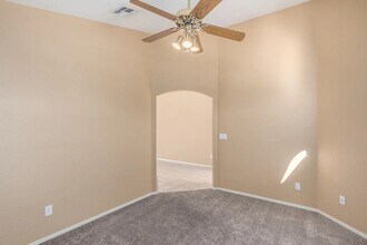 11087 N Desert Flower Dr in Tucson, AZ - Building Photo - Building Photo