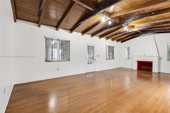 1225 Wallace St in Coral Gables, FL - Building Photo - Building Photo