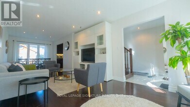 1460 Tampa Crescent in Oshawa, ON - Building Photo - Building Photo