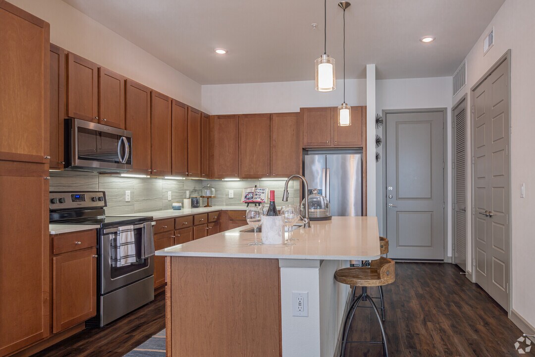 2222 Austin St in Houston, TX - Building Photo