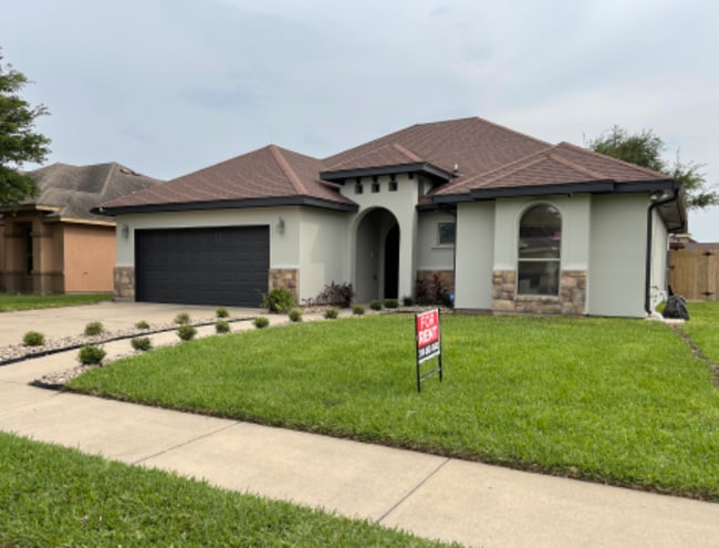 1326 Ricco St in Edinburg, TX - Building Photo - Building Photo