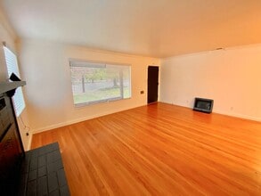 711 S H St in Livermore, CA - Building Photo - Building Photo