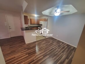 3845 E Greenway Rd in Phoenix, AZ - Building Photo - Building Photo