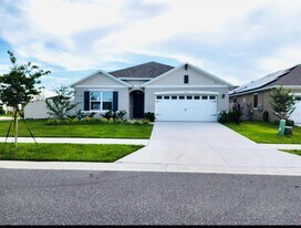 1051 Griffon Ave in Lake Alfred, FL - Building Photo