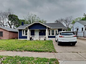 2911 Ryan Ave in Fort Worth, TX - Building Photo