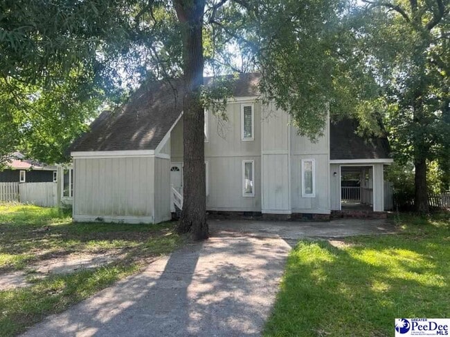 property at 462 Bellingham Ct