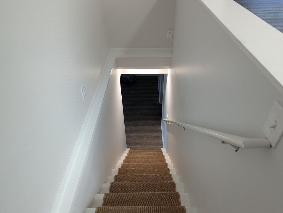 613 Benjamin Ct in State College, PA - Building Photo