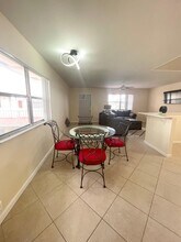 314 Saxony Ln in Delray Beach, FL - Building Photo - Building Photo