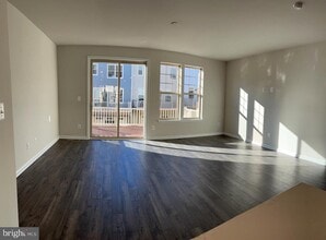 9361 Barnes Lp in Manassas, VA - Building Photo - Building Photo