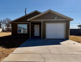 3612 E 3rd Pl in Lubbock, TX - Building Photo