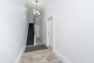 908 Fawn St, Unit 3 in Baltimore, MD - Foto de edificio - Building Photo