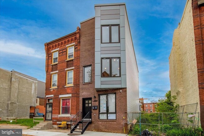 property at 2424 Nicholas St